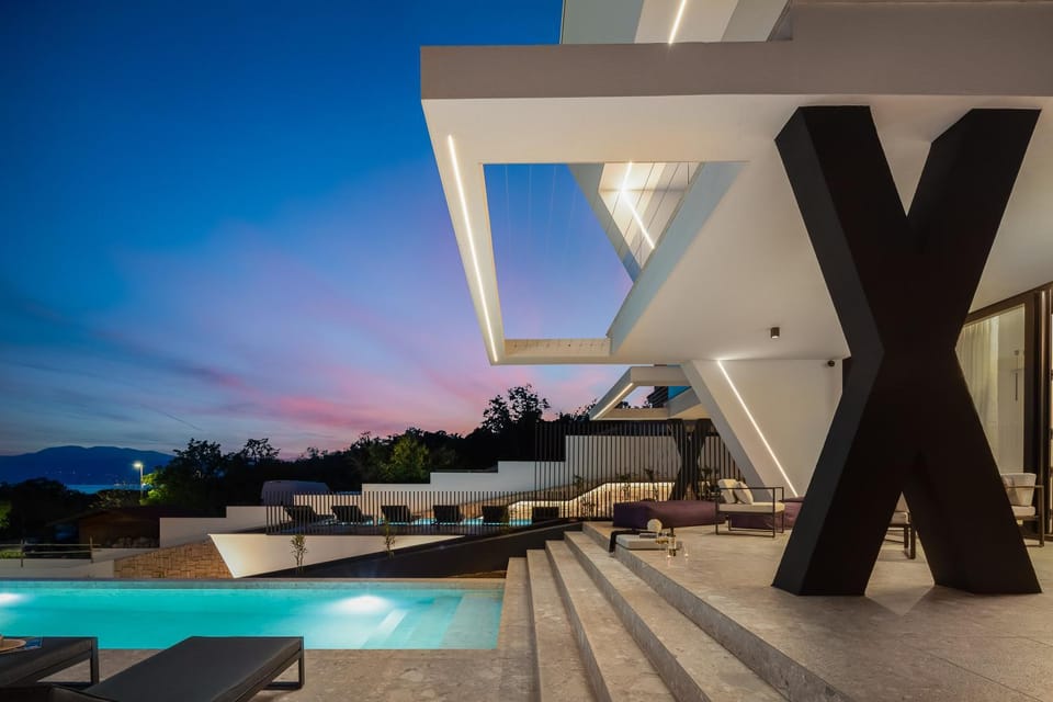Balcony/Terrace, Swimming pool