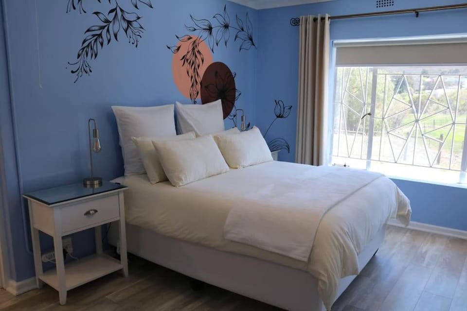 Sunset Cottage - Cheerful 1 Bedroom Cottage Apartment in Western Cape