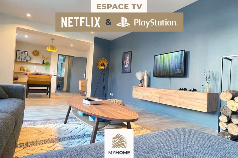 Communal lounge/ TV room, TV and multimedia, Living room
