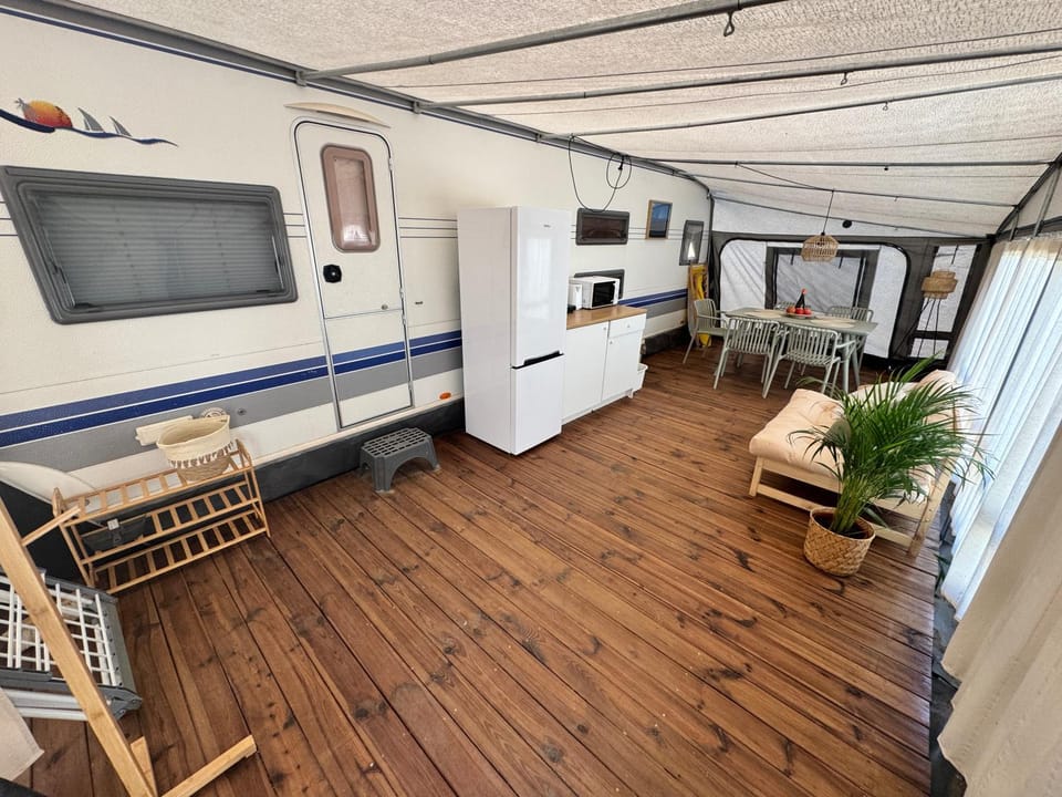 Przyczepy kempingowe Chałupy 6 KitePL - KITE & WIND & WING Campground/ 
RV Resort in Wladyslawowo