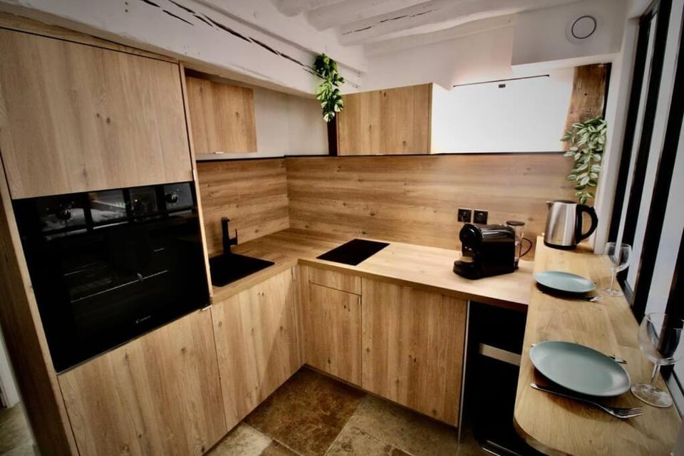 Le Spa Beauvoisine - Jacuzzi Sauna Rouen centre Free parking Apartment in Rouen