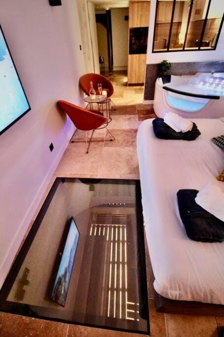 Le Spa Beauvoisine - Jacuzzi Sauna Rouen centre Free parking Apartment in Rouen