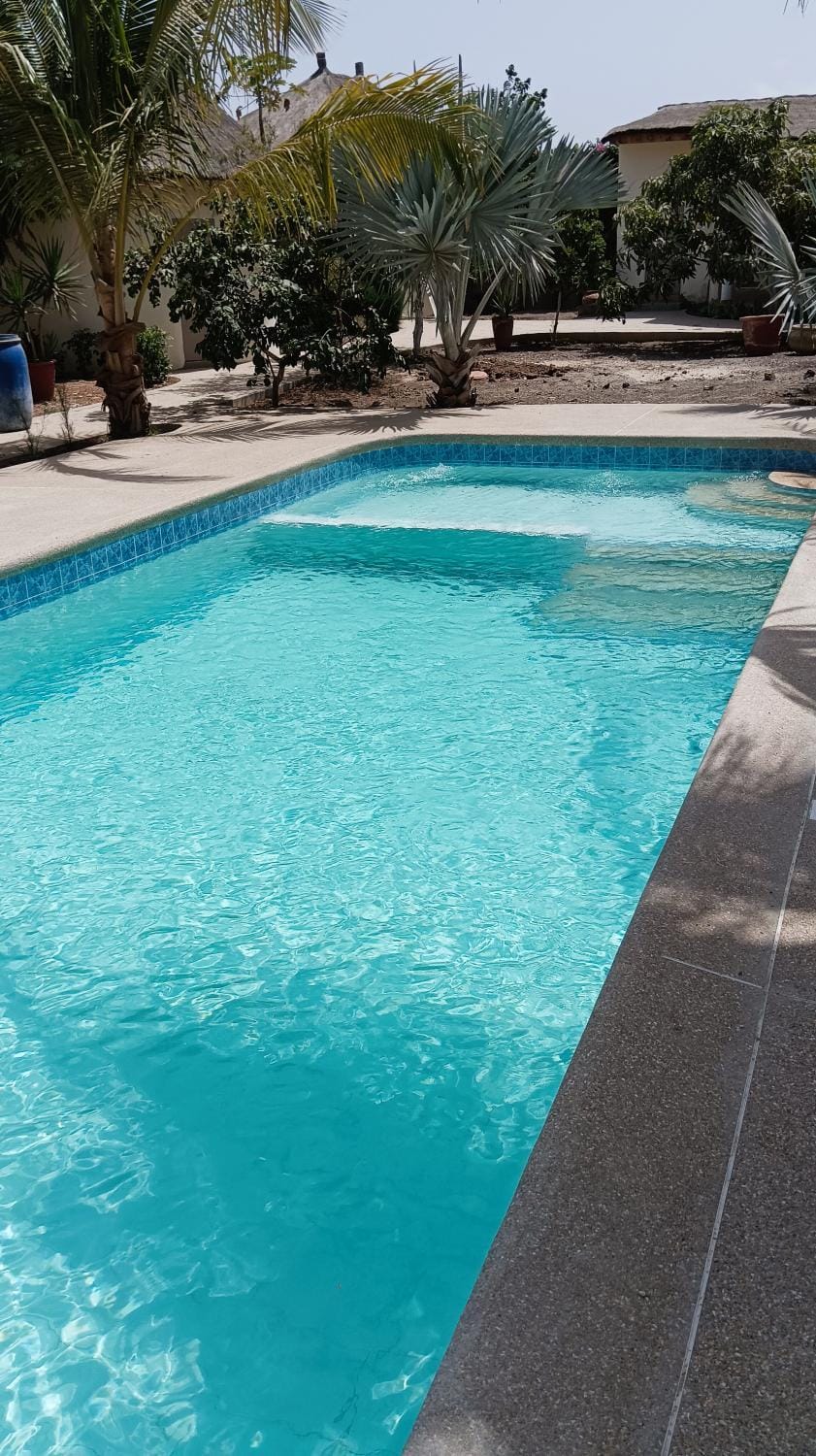 Swimming pool