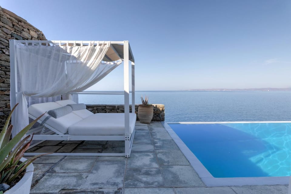 Patio, Day, Balcony/Terrace, Pool view, Sea view, Swimming pool, sunbed