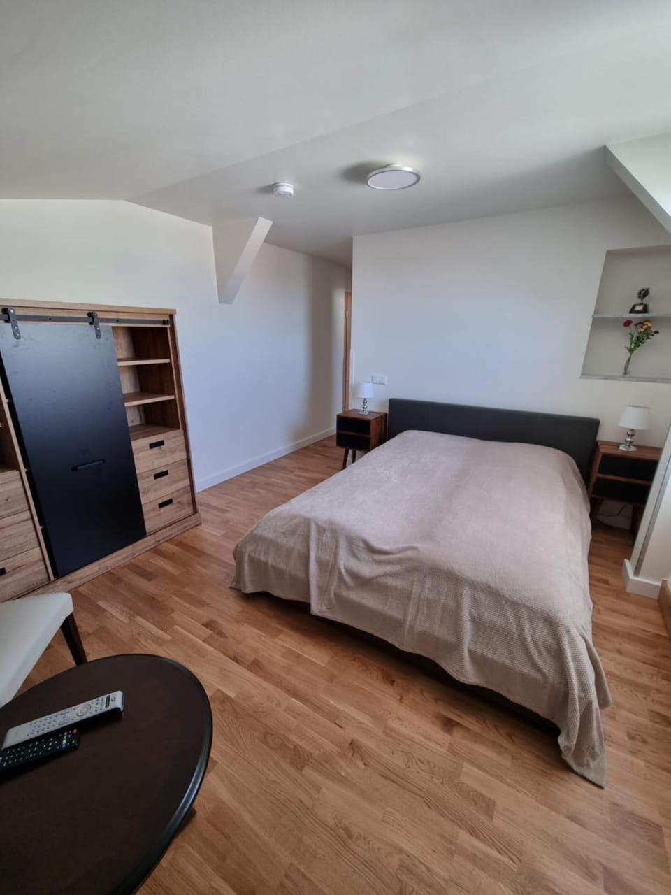 Bed, Photo of the whole room, Bedroom, wardrobe