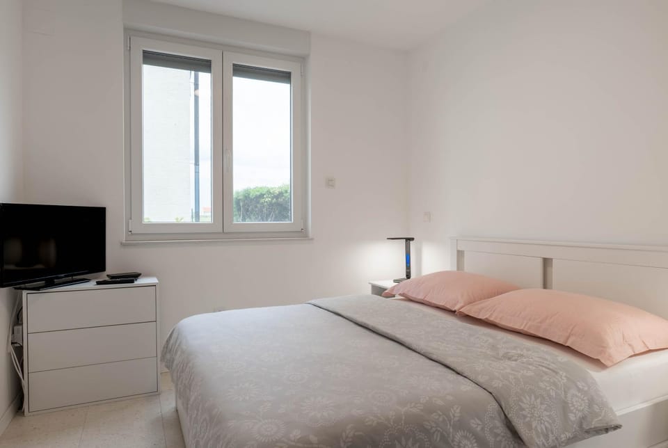 TV and multimedia, Bedroom