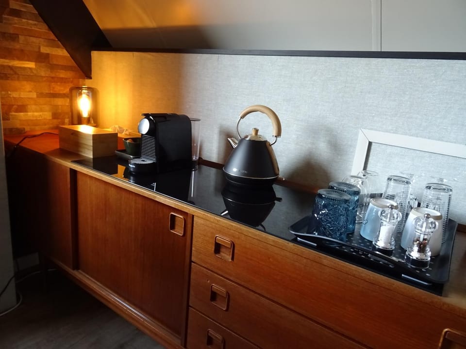 Coffee/tea facilities, Drinks
