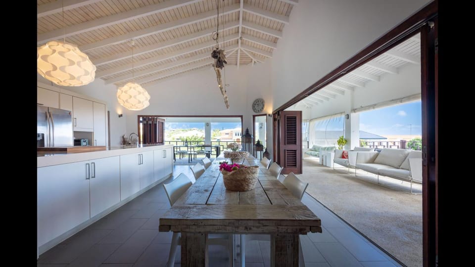Restaurant/places to eat, Living room, Seating area, kitchen