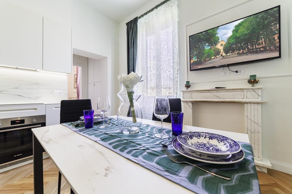 TV and multimedia, Dining area