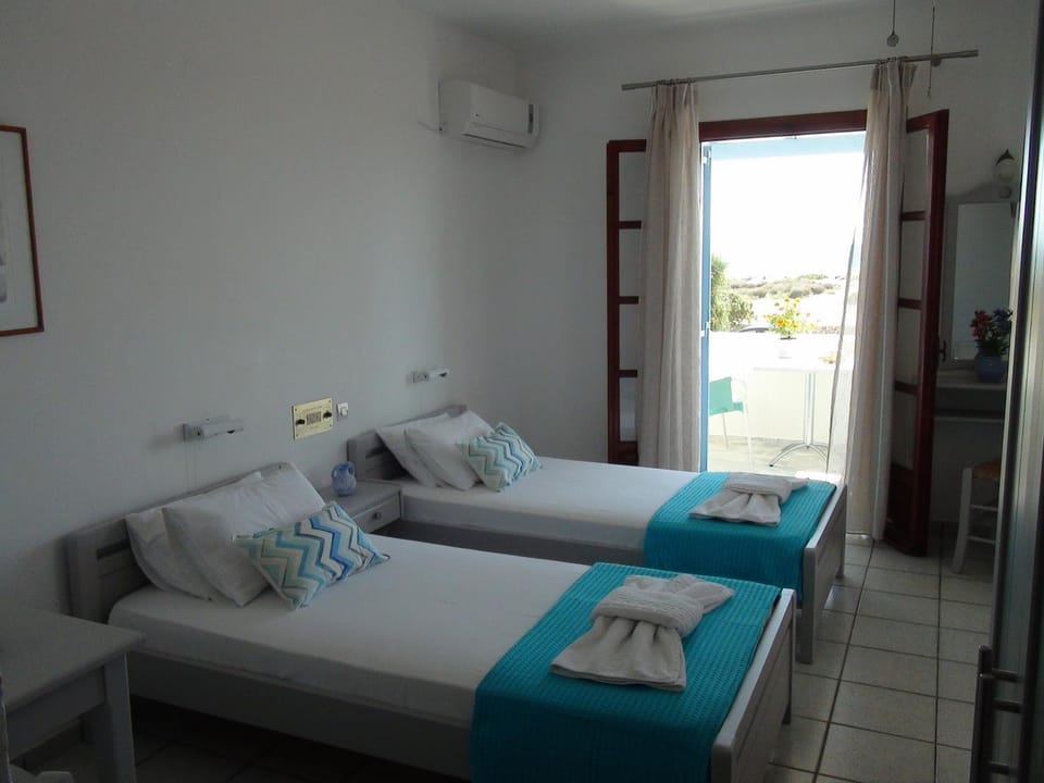Glyfada Beach Studios Apartment hotel in Decentralized Administration of the Aegean
