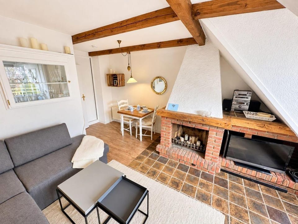 Kaeptn-Teunis-App-D Apartment in Wenningstedt-Braderup