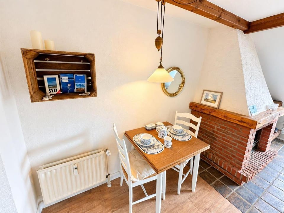 Kaeptn-Teunis-App-D Apartment in Wenningstedt-Braderup