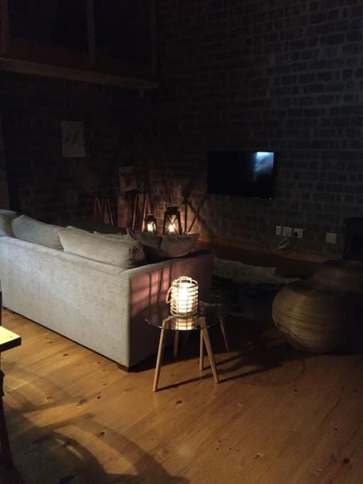 Secure, luxurious with lovely views House in Cape Town