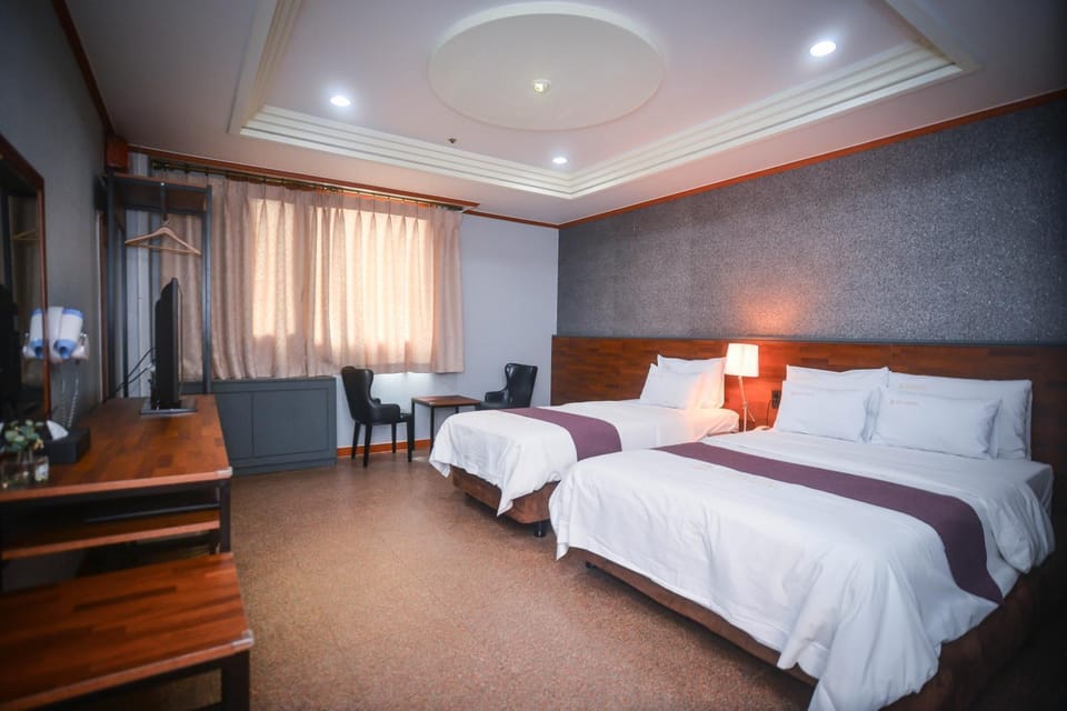 Hotel Noblesse Hotel in Seoul
