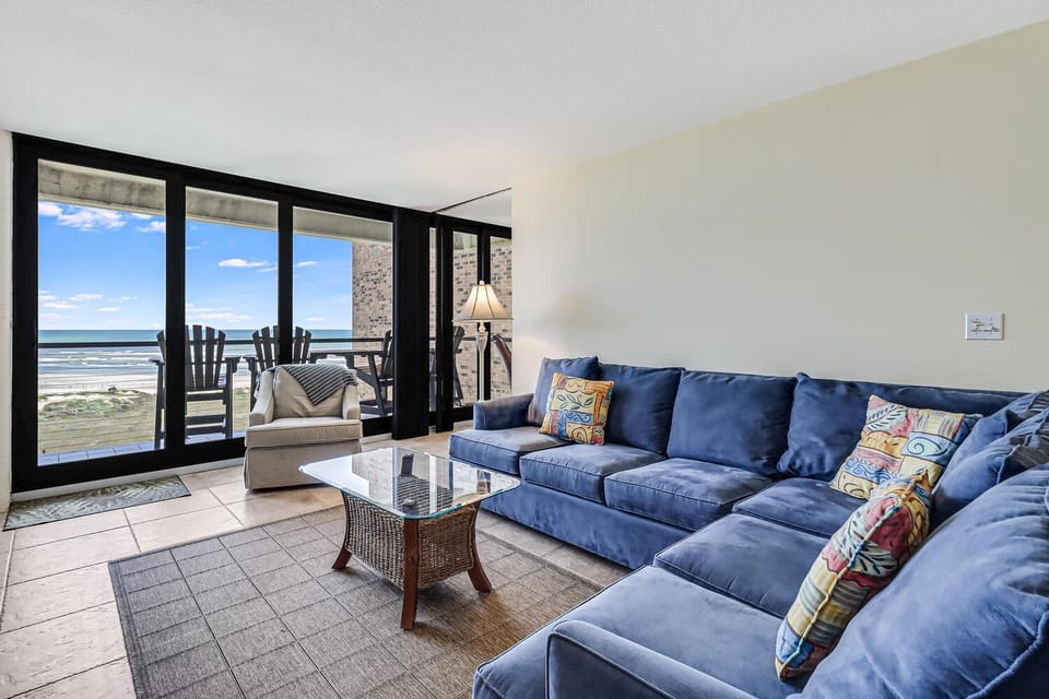 7th Floor View 2bd 2 bath Den House in Port Aransas