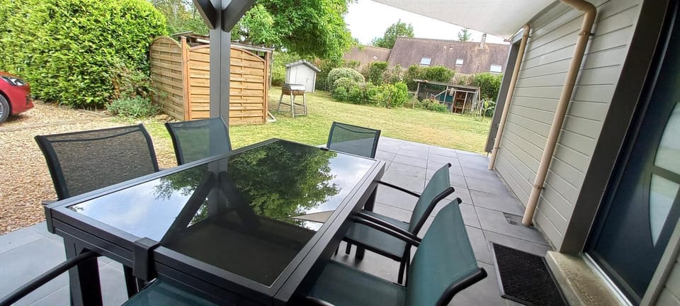 Patio, BBQ facilities, Balcony/Terrace