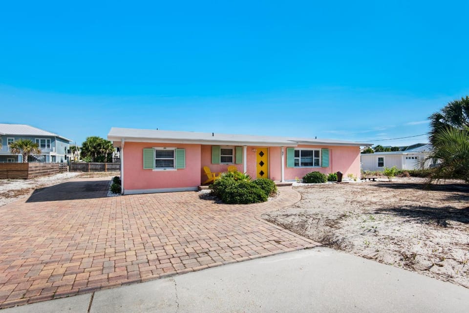 The Sugar Shack House in Pensacola Beach