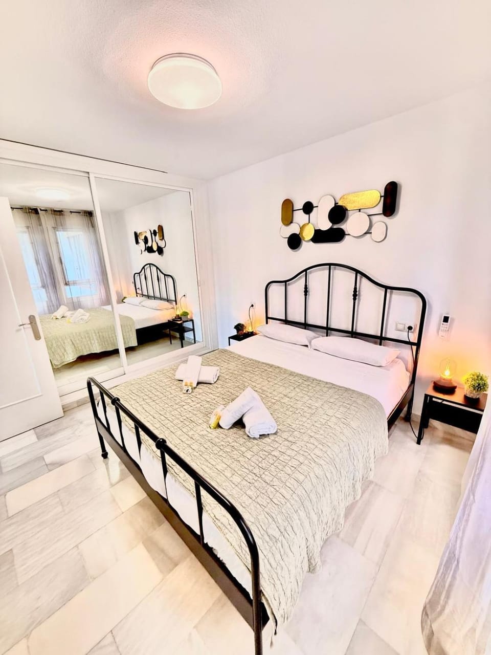 Pueblo Evita One Bedroom Large Terrace And Bbq Apartment in Benalmadena