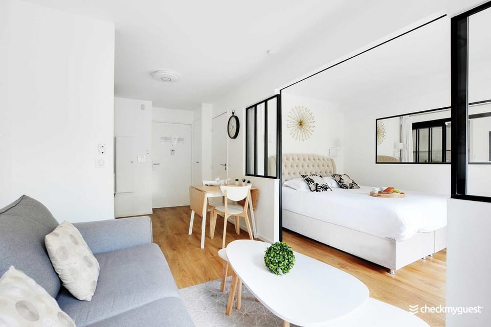 Living room, Photo of the whole room, Dining area, Bedroom