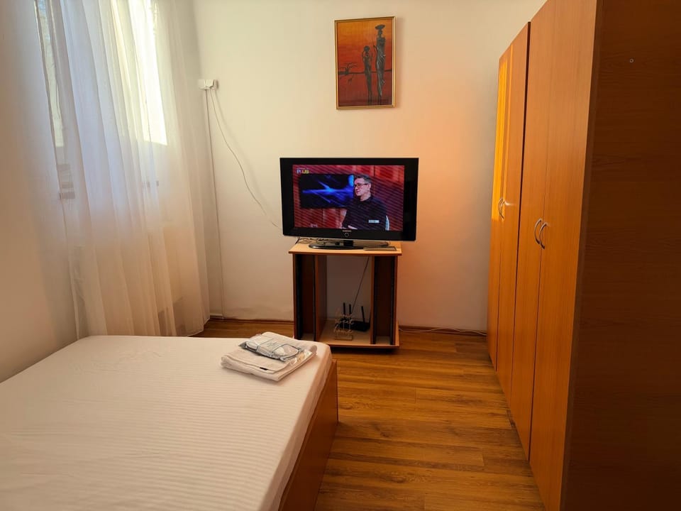 Hostel Center Bed and Breakfast in Craiova
