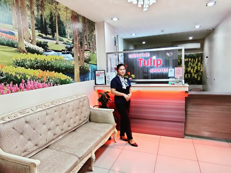 People, Lobby or reception