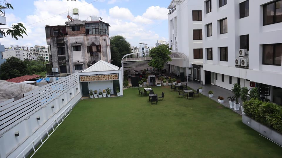 The Legend Inn @Nagpur Hotel in Maharashtra