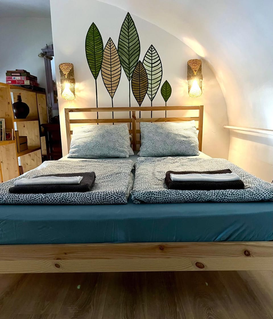 Bed, Bedroom