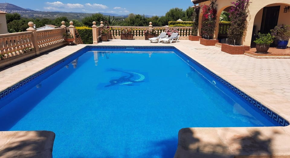 Patio, Day, View (from property/room), Mountain view, Pool view, Swimming pool, sunbed