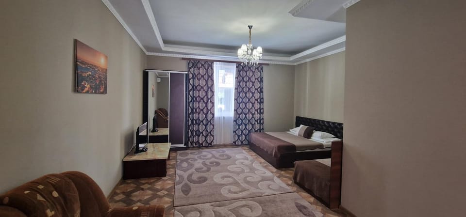Living room, Photo of the whole room