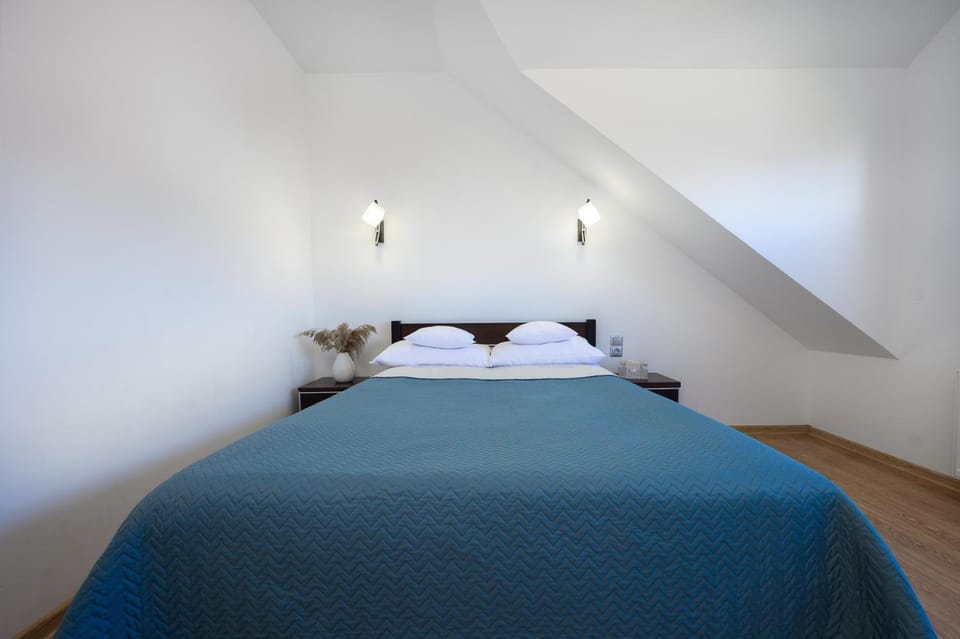 Property building, Bedroom