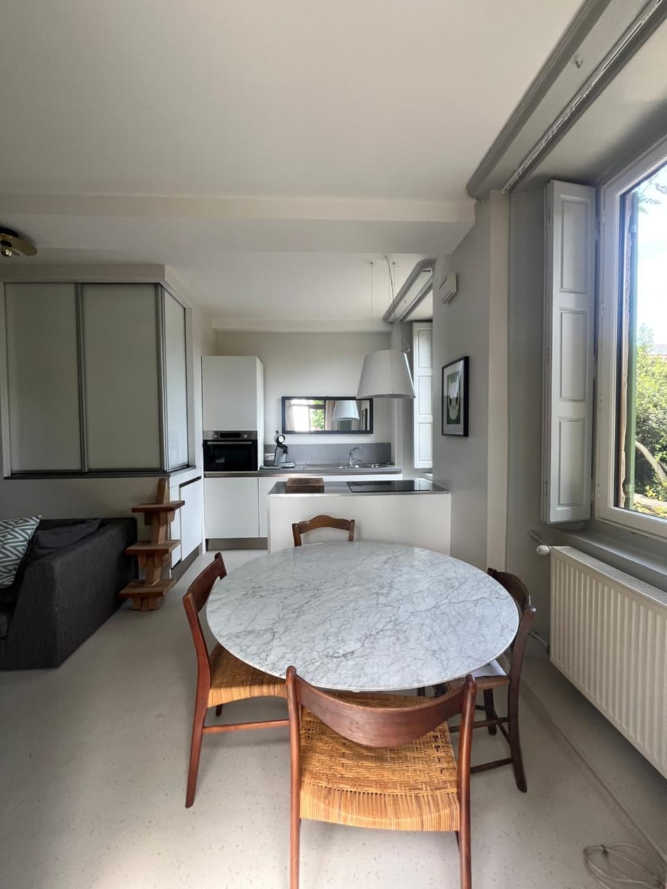 Kitchen or kitchenette, Living room, Seating area