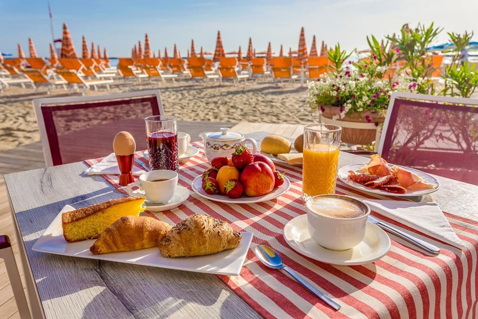Sea view, Breakfast