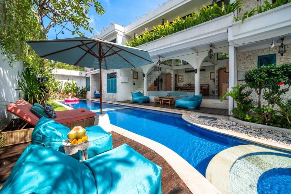 Property building, Swimming pool