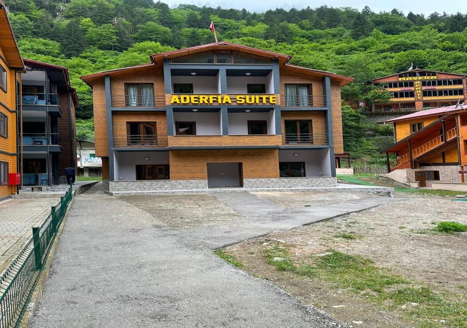 Property building, Day, Natural landscape, Mountain view