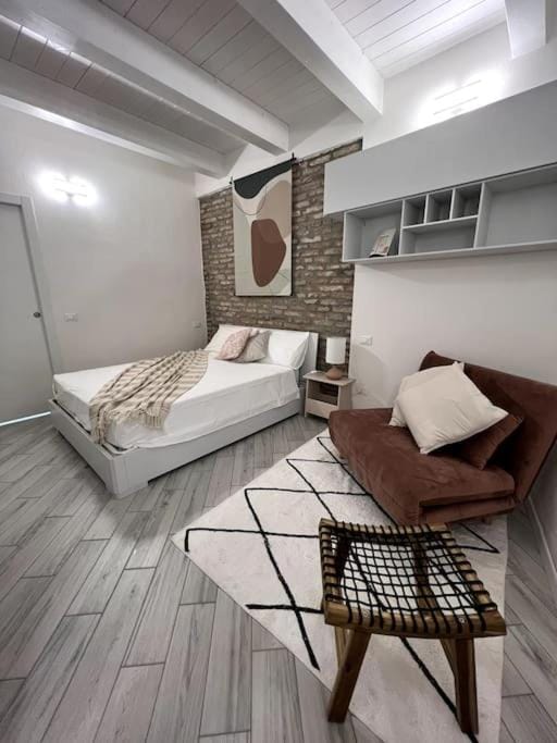 [Ferrara Centro - HOSOMI APT] Apartment in Veneto