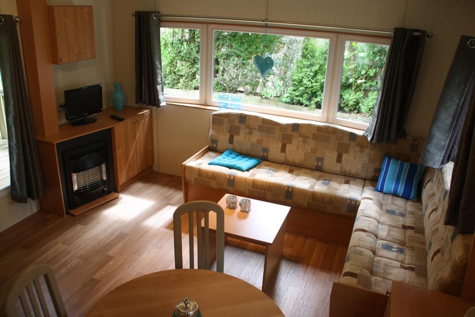 TV and multimedia, Seating area