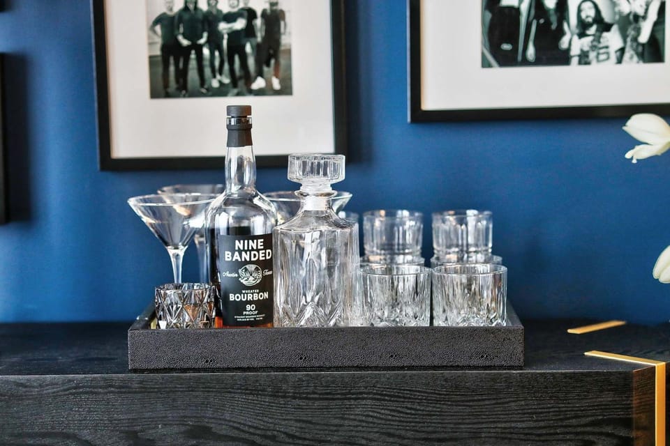 Lounge or bar, Drinks