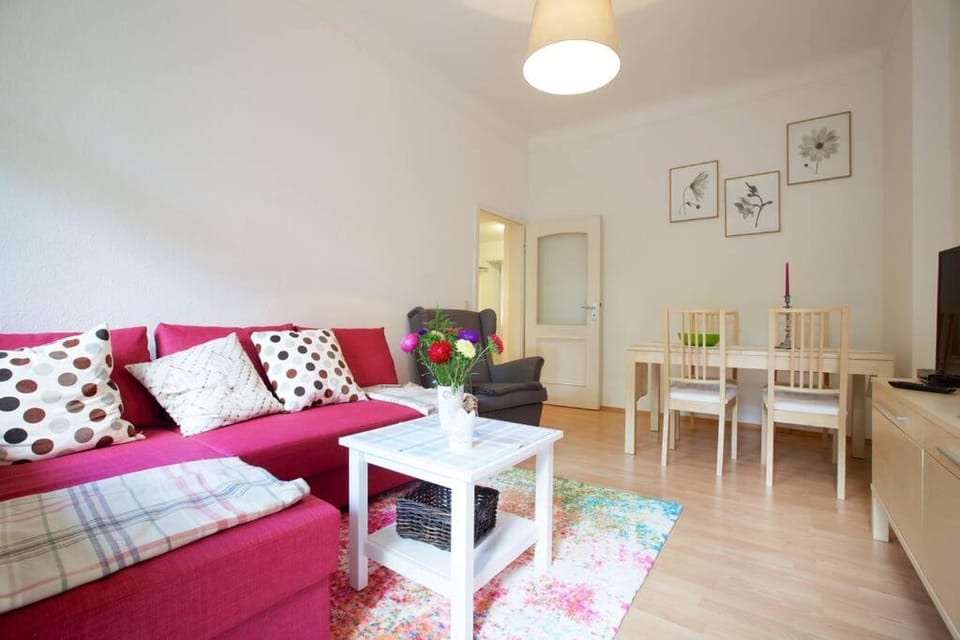 Wohfühlen Garantiert Große Wohnung mit zwei Schlafzimmern und Terrasse Apartment in Görlitz