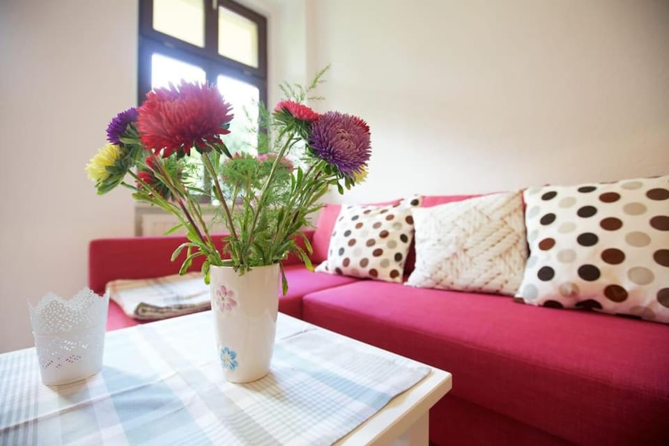 Wohfühlen Garantiert Große Wohnung mit zwei Schlafzimmern und Terrasse Apartment in Görlitz