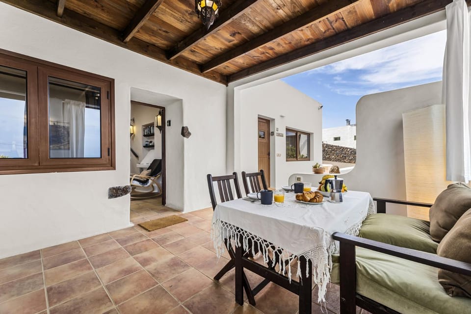 Maretas - Apartamento rural con piscina Apartment in Isla de Lanzarote