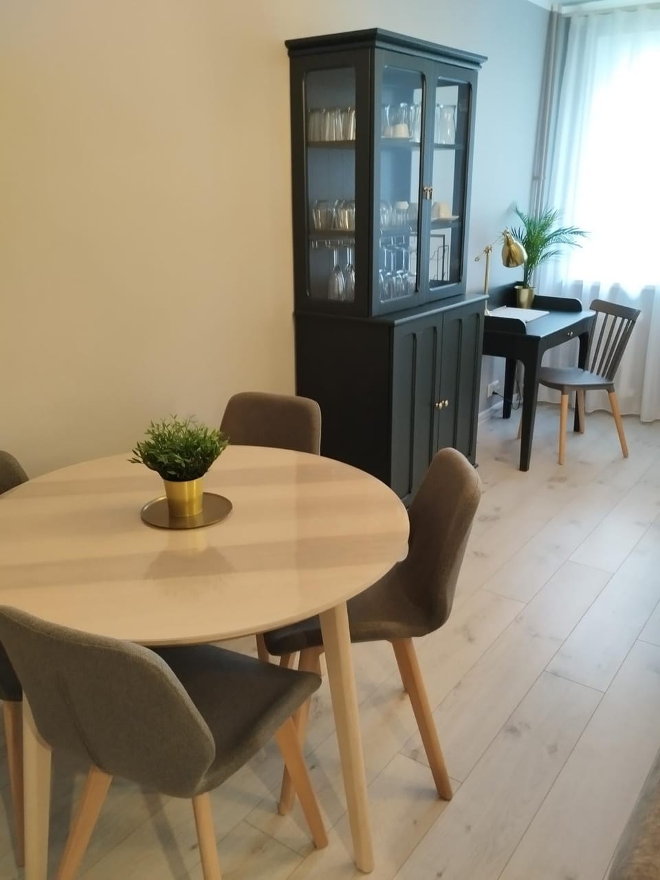 Communal lounge/ TV room, Living room, Dining area