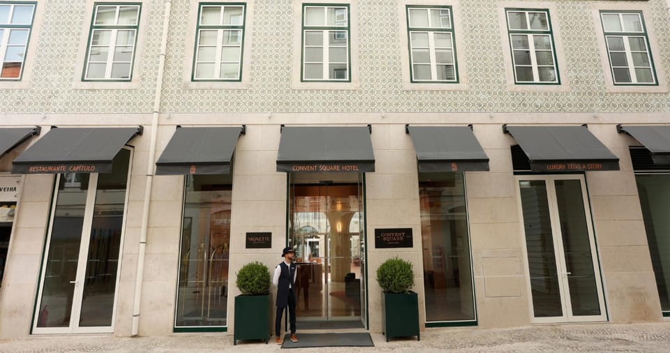 Property building, Facade/entrance