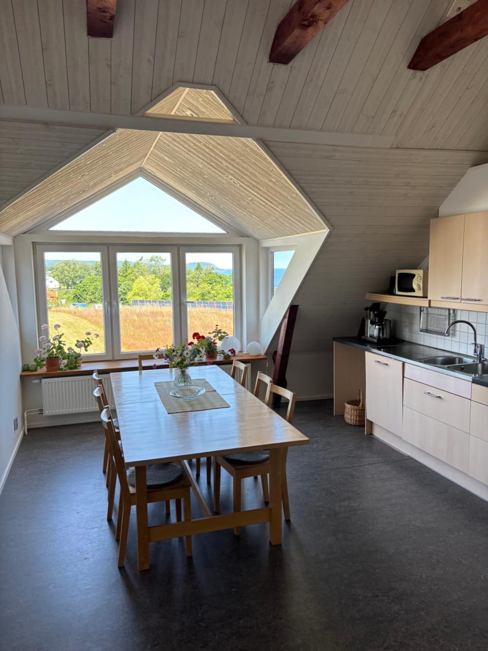 Dining area, Sea view