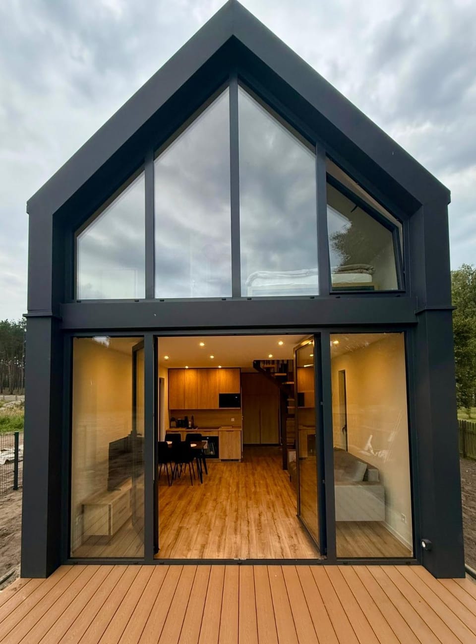 Property building, Day, View (from property/room), Balcony/Terrace, Living room, Seating area, Dining area