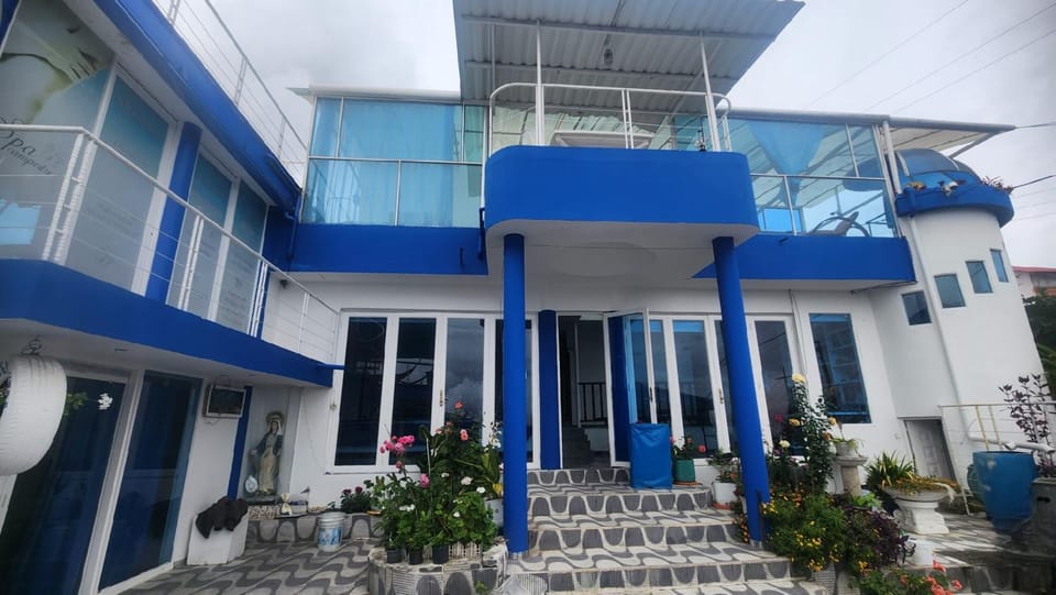 Property building, Day