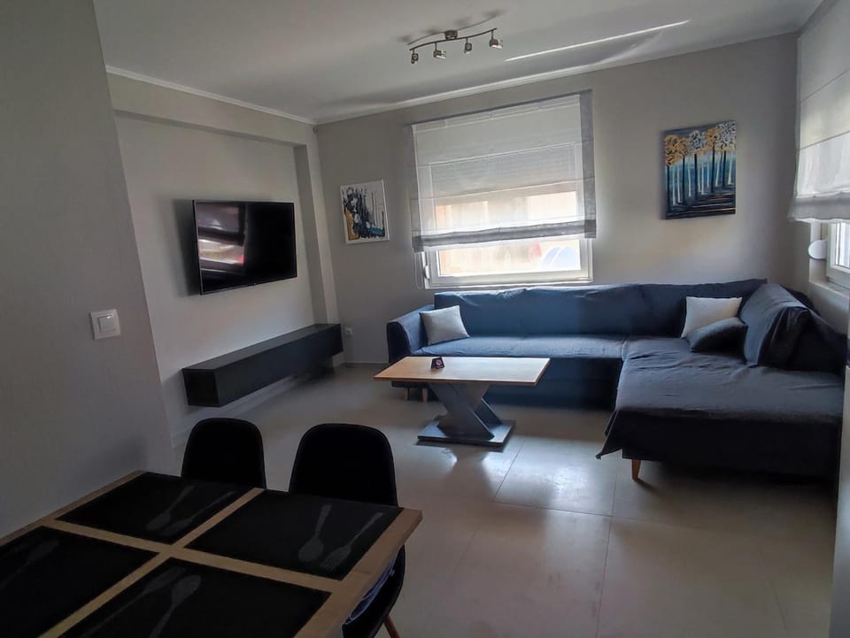 TV and multimedia, Seating area