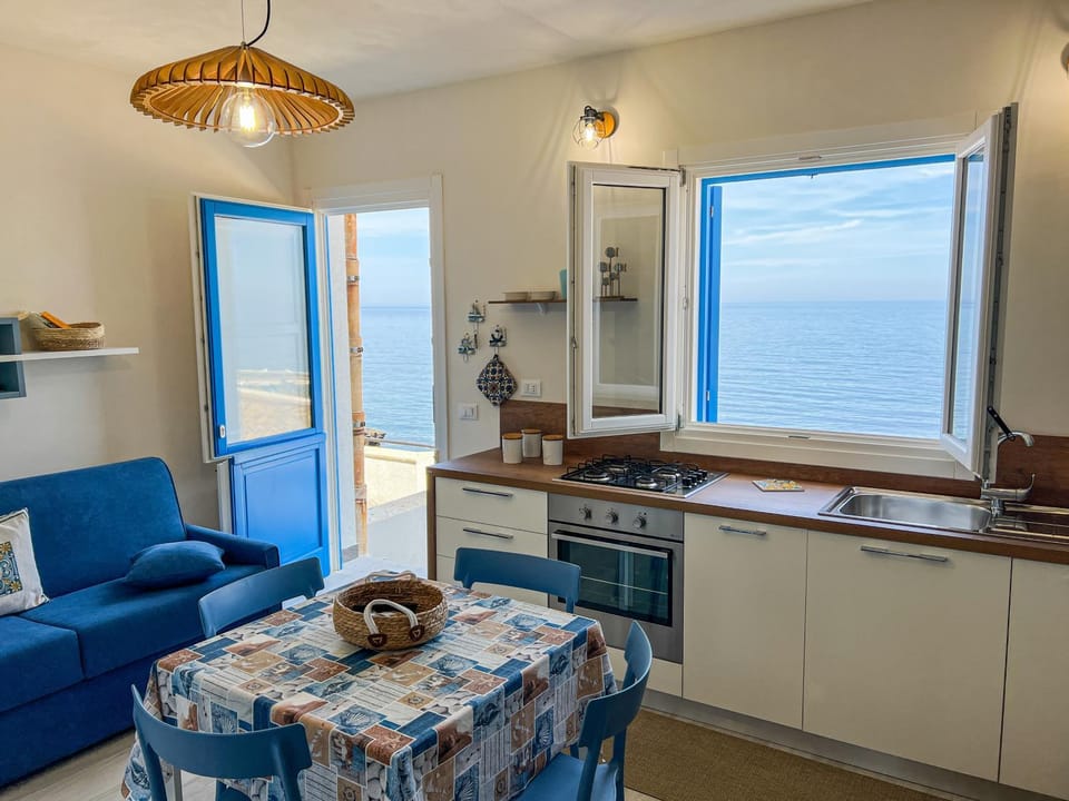 casa D’ Amare House in Sicily