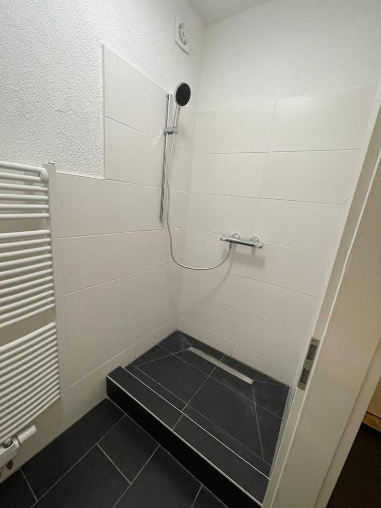 Zimmervermietung Am Airport Apartment in Bremen
