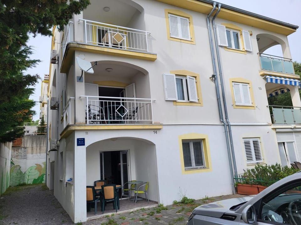 Property building, Garden view, Inner courtyard view