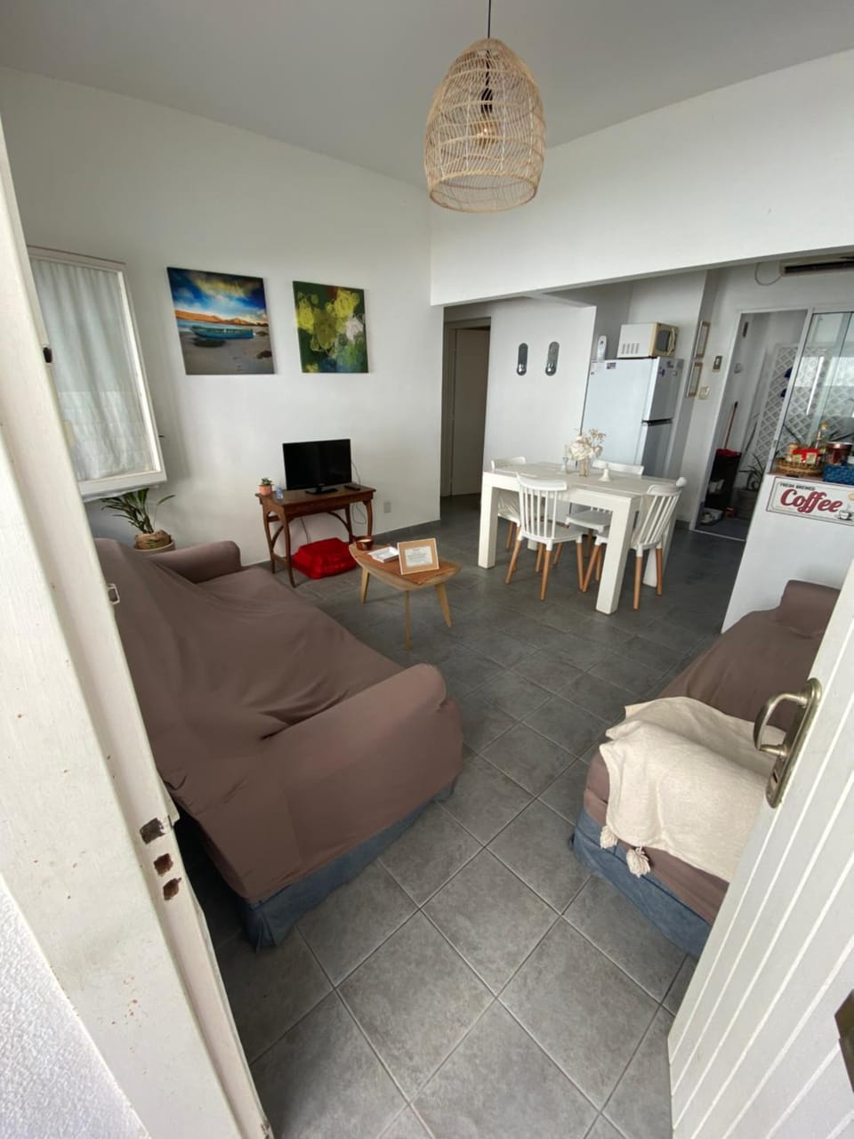 Living room, Dining area